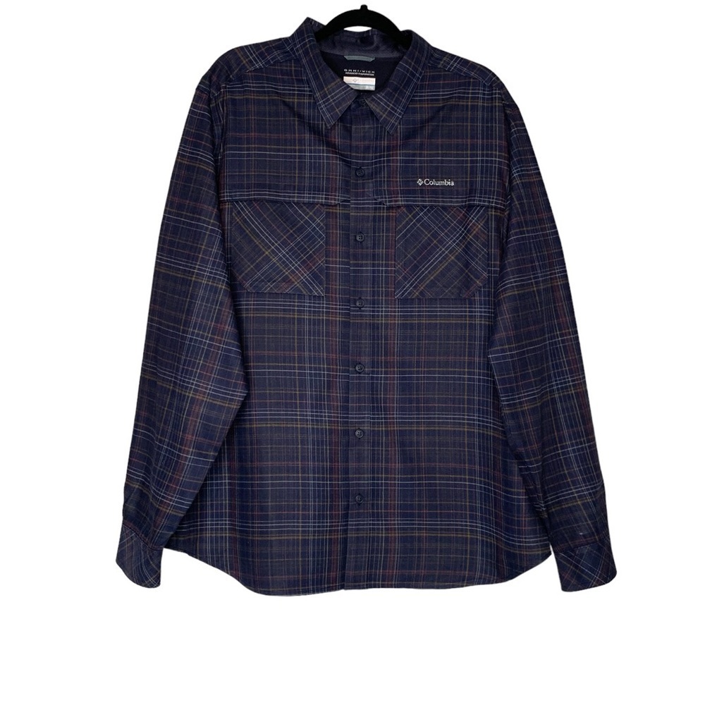 Columbia men’s Omni-wick navy blue plaid long sleeve shirt. Size XL